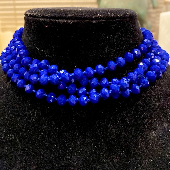 58 inches of Cobalt Blue Aurora Borealis Crystal Necklace. - Picture 3 of 3